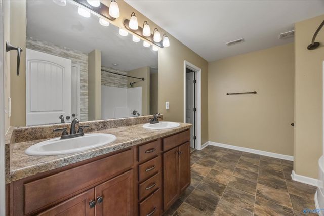 119 Winstead Circle, Owens Cross Roads, AL 35763