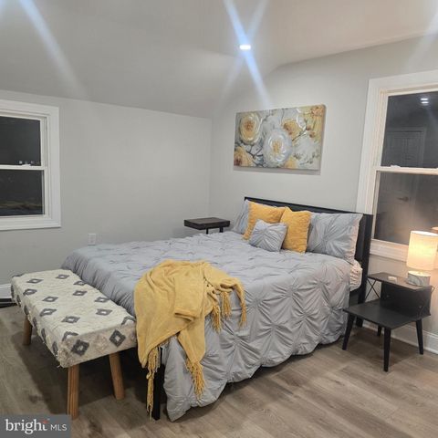 807 50TH PL NE, Washington, DC 20019