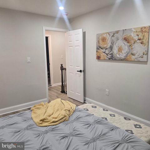 807 50TH PL NE, Washington, DC 20019