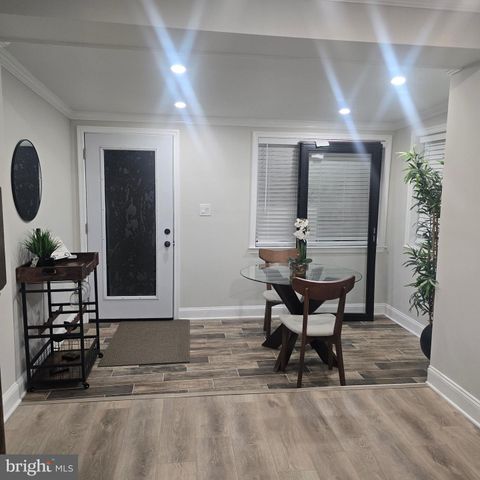 807 50TH PL NE, Washington, DC 20019