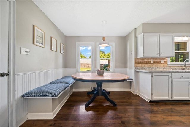 1065 PETERSBURG CV, Collierville, TN 38017