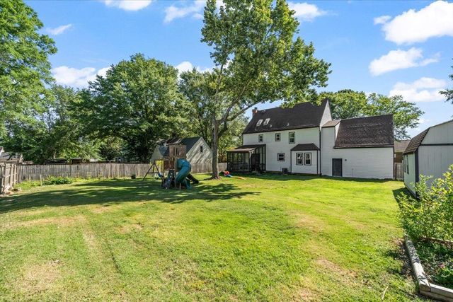 1065 PETERSBURG CV, Collierville, TN 38017
