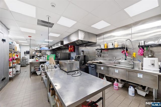 521 Livingston Street, Norwood, NJ 07648