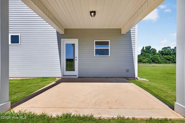 126 Maverick Lane, Dunn, NC 28334
