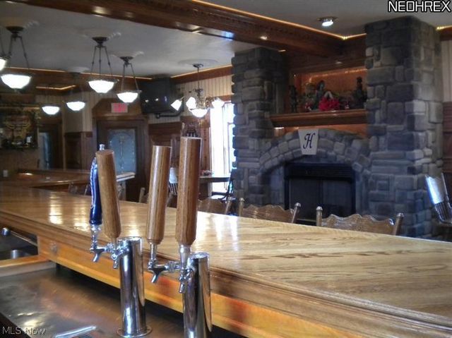 165 2nd Street NW, Barberton, OH 44203