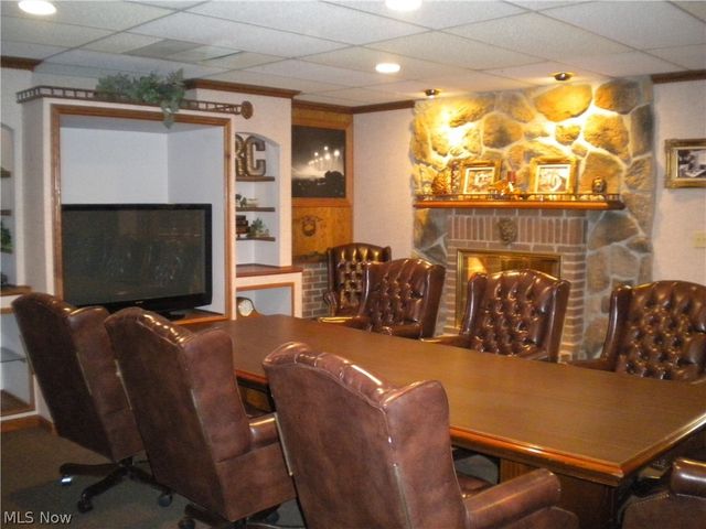 165 2nd Street NW, Barberton, OH 44203