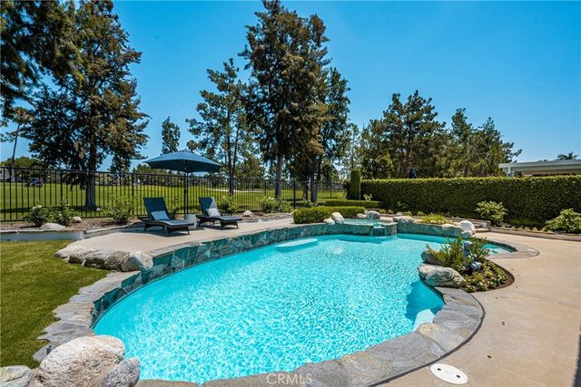 1036 Rashford, Placentia, CA 92870