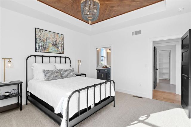 17486 W 169th Terrace, Olathe, KS 66062