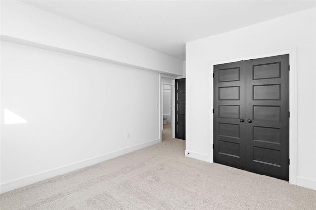 17486 W 169th Terrace, Olathe, KS 66062