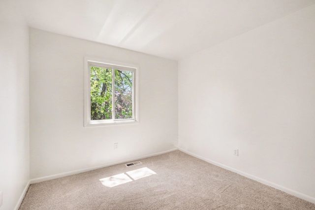 1745 Laurel Oak Drive, Flint, MI 48507