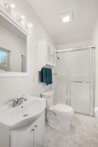 1745 Laurel Oak Drive, Flint, MI 48507