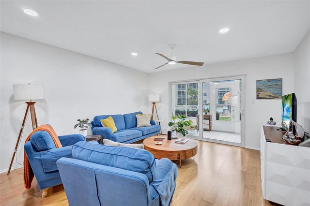 1600 1ST AVENUE W 102A, Bradenton, FL 34205