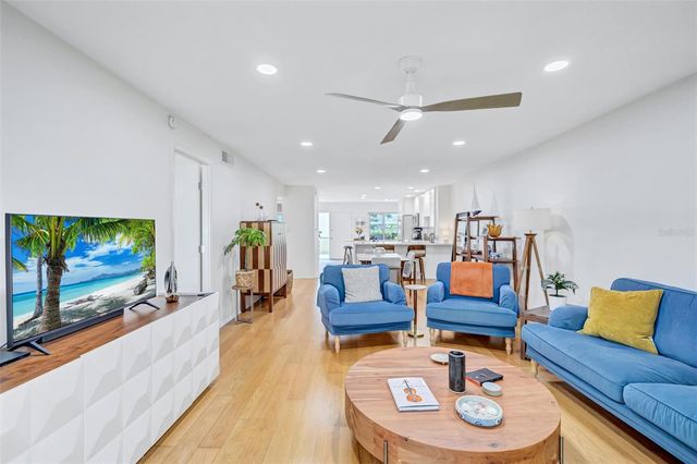 1600 1ST AVENUE W 102A, Bradenton, FL 34205