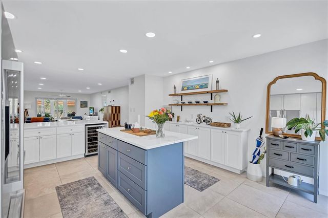 1600 1ST AVENUE W 102A, Bradenton, FL 34205