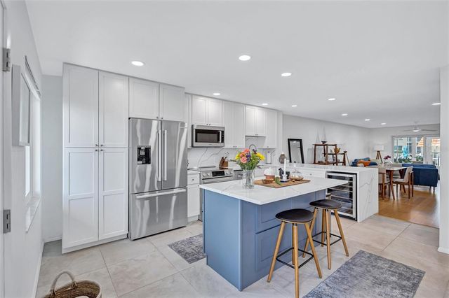 1600 1ST AVENUE W 102A, Bradenton, FL 34205