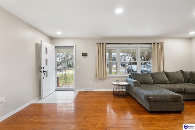 673 Seminole Road, Radcliff, KY 40160