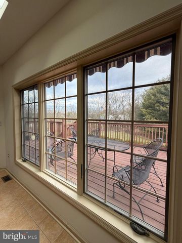 6254 BRIDLE CT, Harrisburg, PA 17111