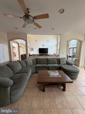 6254 BRIDLE CT, Harrisburg, PA 17111