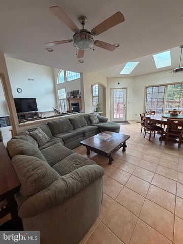 6254 BRIDLE CT, Harrisburg, PA 17111