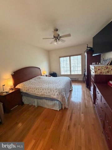 6254 BRIDLE CT, Harrisburg, PA 17111