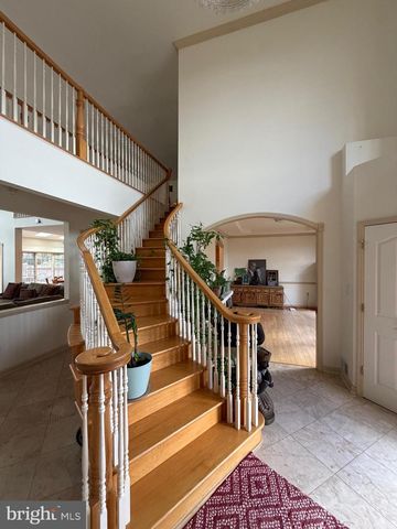 6254 BRIDLE CT, Harrisburg, PA 17111