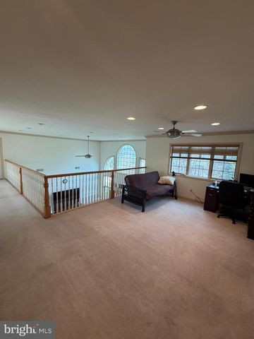 6254 BRIDLE CT, Harrisburg, PA 17111