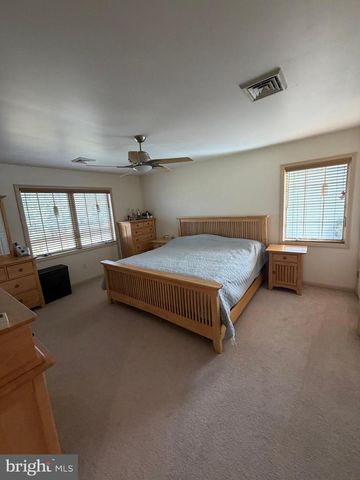 6254 BRIDLE CT, Harrisburg, PA 17111