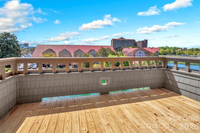 9029 J M Keynes Drive 61, Charlotte, NC 28262