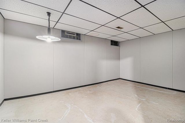 521 Oxford Court, Rochester Hills, MI 48307