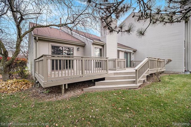 521 Oxford Court, Rochester Hills, MI 48307