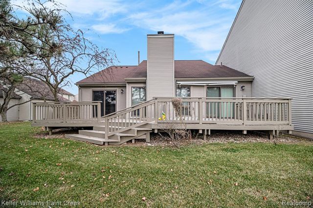 521 Oxford Court, Rochester Hills, MI 48307