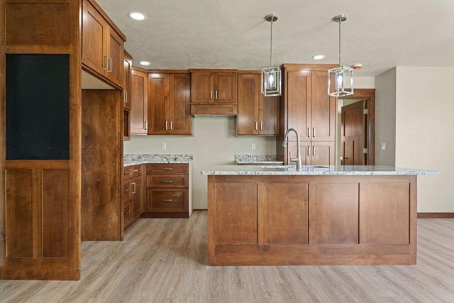5319 FENCELINE LANE, Omro, WI 54963