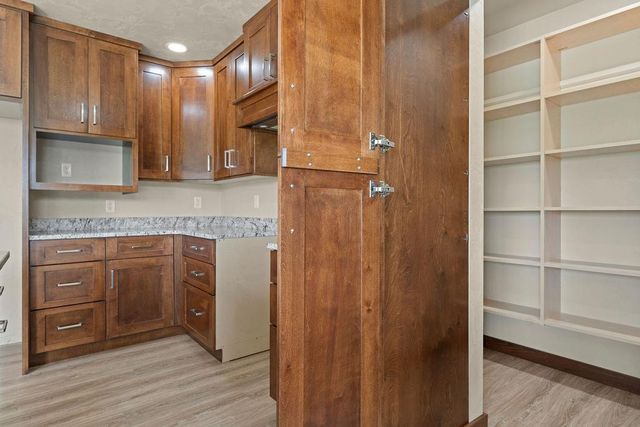 5319 FENCELINE LANE, Omro, WI 54963