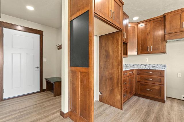 5319 FENCELINE LANE, Omro, WI 54963