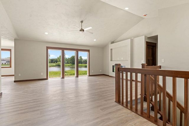 5319 FENCELINE LANE, Omro, WI 54963