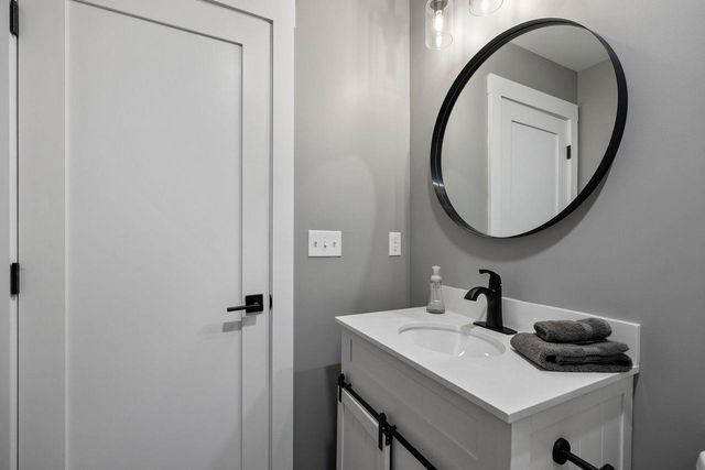 168 Old Bartlett Road A, Conway, NH 03860