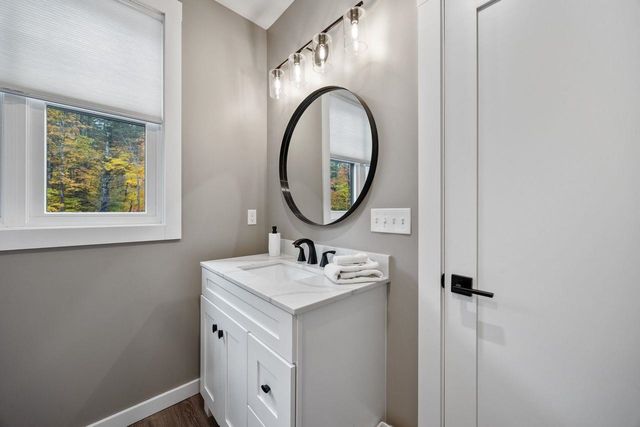 168 Old Bartlett Road A, Conway, NH 03860