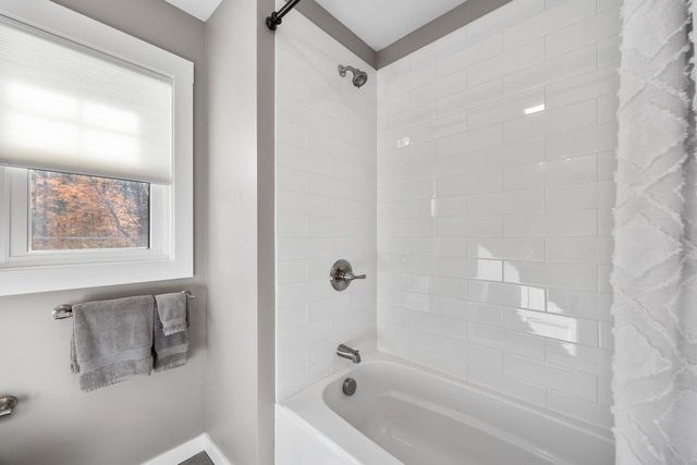 168 Old Bartlett Road A, Conway, NH 03860