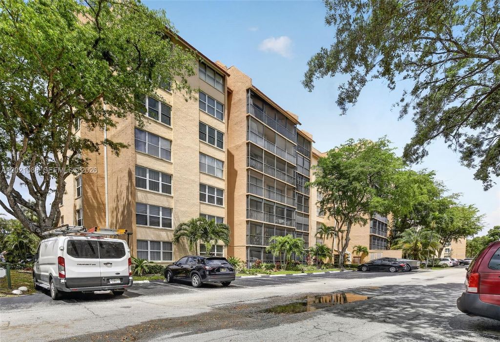 3771 Environ Blvd 346, Lauderhill, FL 33319