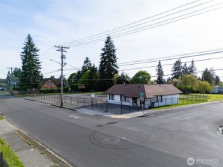 7002 S Park Avenue, Tacoma, WA 98408