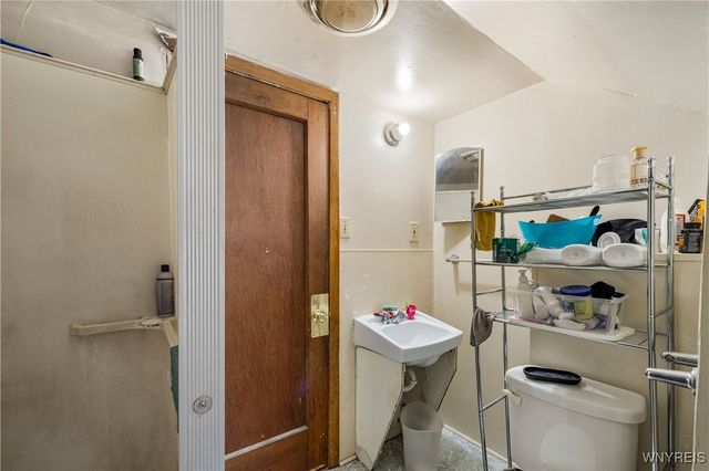 12 Humason Avenue, Buffalo, NY 14211