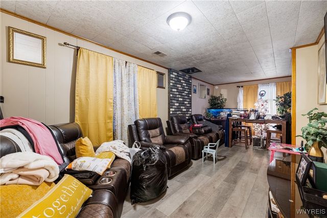 12 Humason Avenue, Buffalo, NY 14211