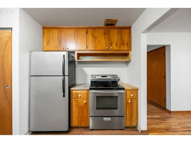 45777 Sw MAPLE Ln, Gaston, OR 97119