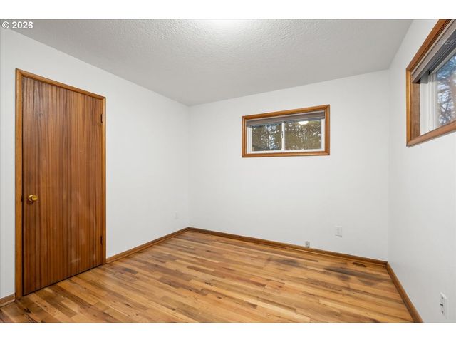 45777 Sw MAPLE Ln, Gaston, OR 97119