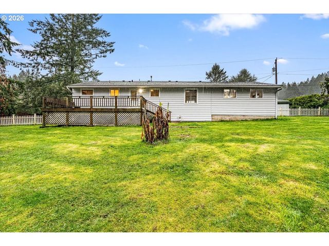 45777 Sw MAPLE Ln, Gaston, OR 97119