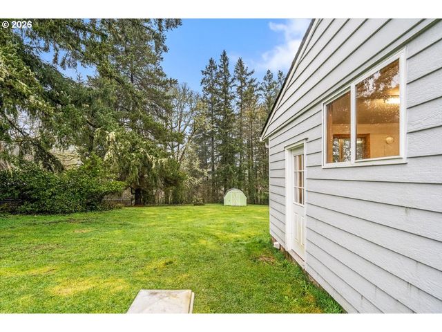 45777 Sw MAPLE Ln, Gaston, OR 97119