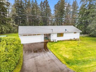 45777 Sw MAPLE Ln, Gaston, OR 97119