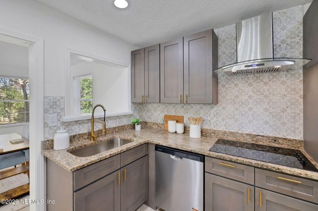 3021 PHYLLIS Street, Jacksonville, FL 32205