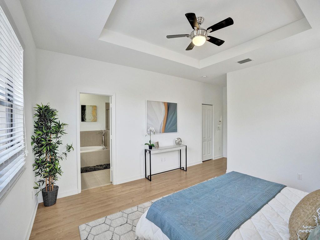 Image 43 of property listing at 9637 WATERCREST ISLE, Parkland, FL 33076