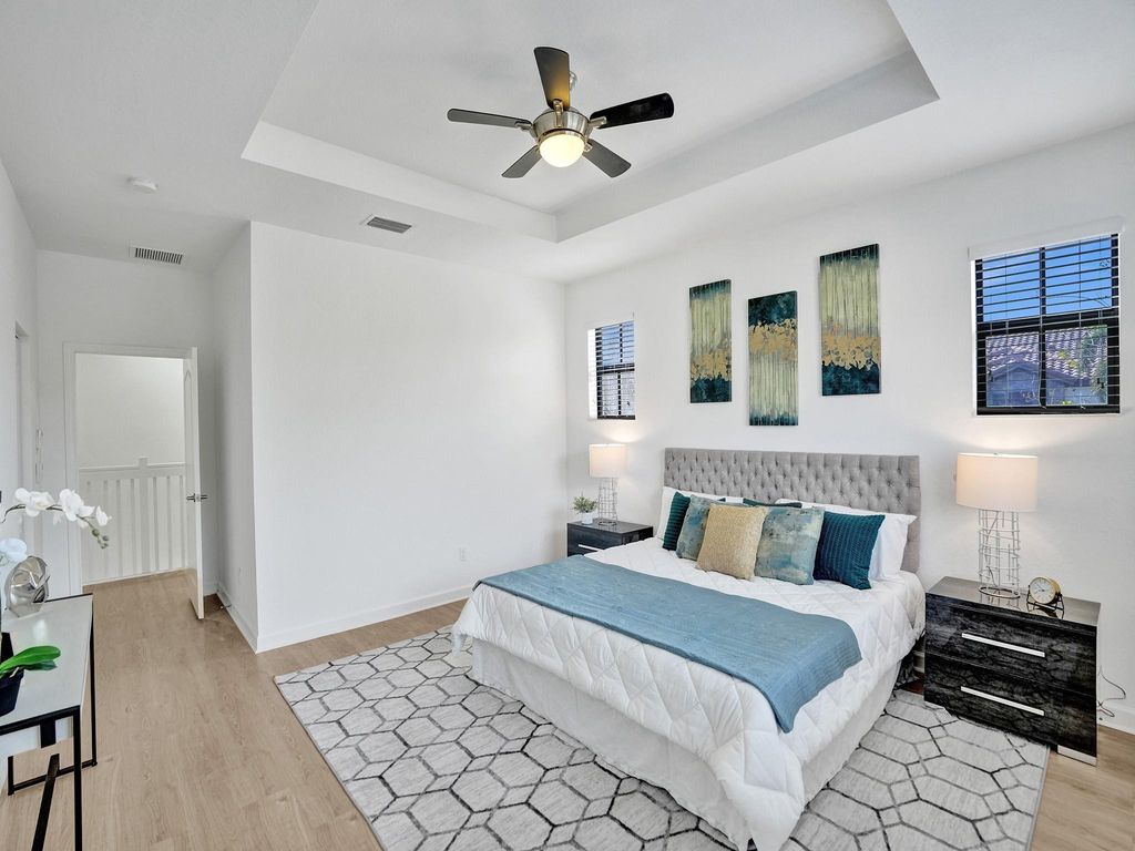 Image 46 of property listing at 9637 WATERCREST ISLE, Parkland, FL 33076